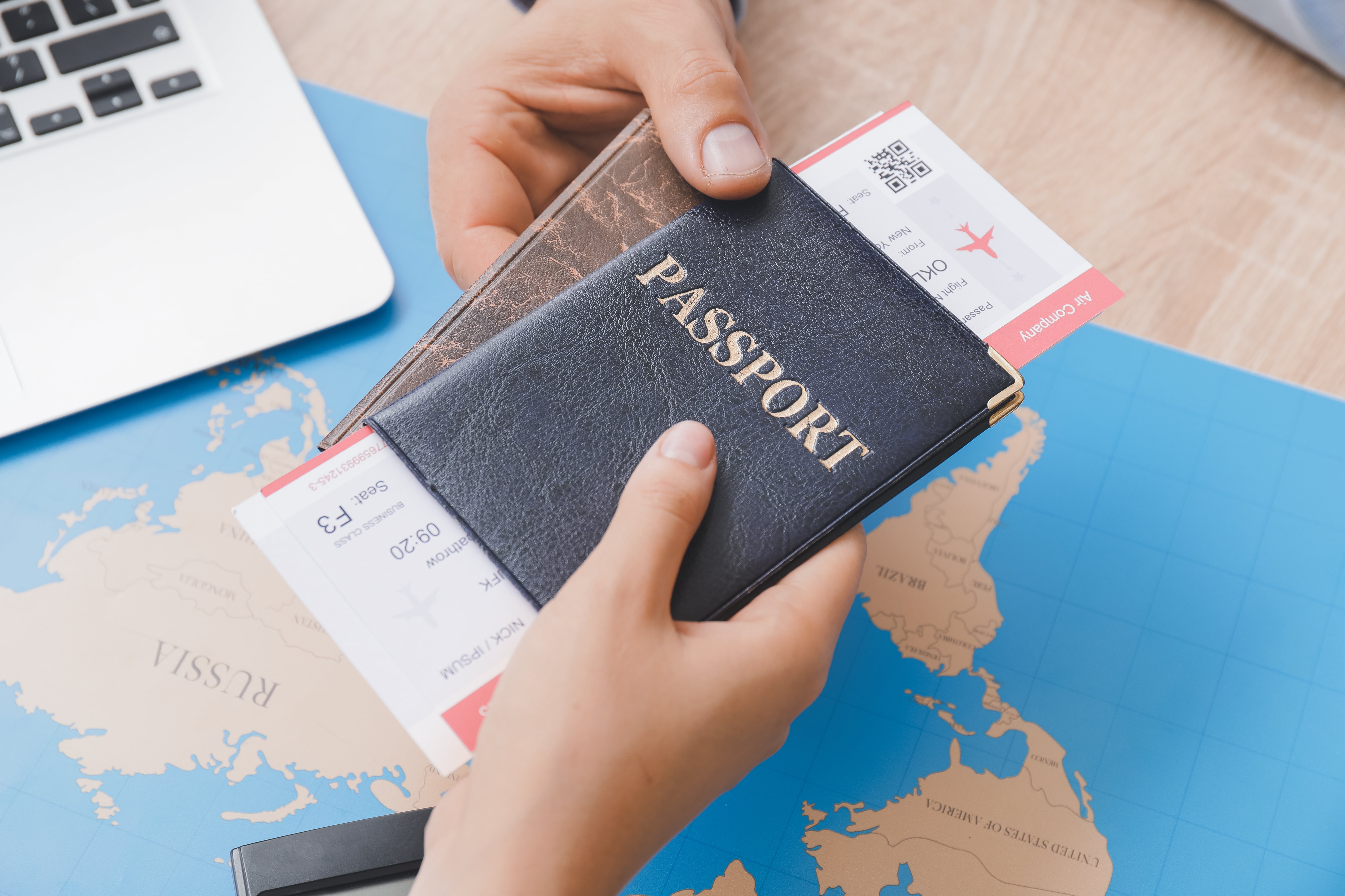 How to obtain permanent residence in the EU